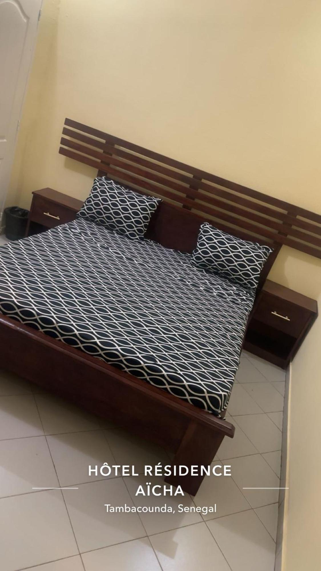 Hotel Residence Aicha Tambacounda Esterno foto